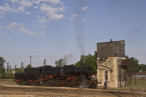 0002. Afyon. TCDD 56548 ved at få vand på.